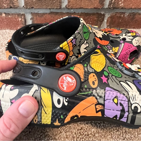 Disney Parks 2022 Crocs - Picture 5 of 9